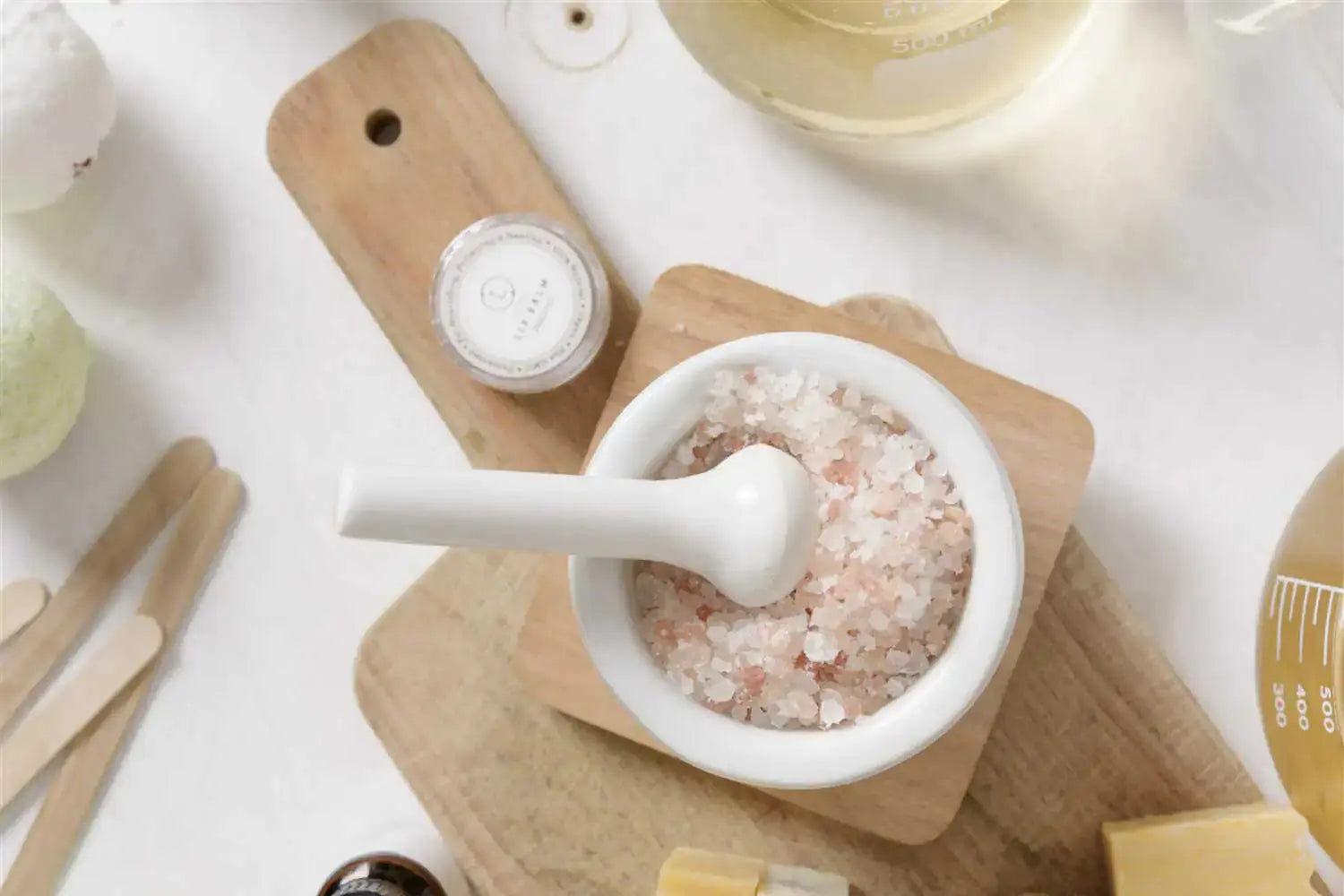Elegant Lavender CBD Bath Soak - TrueForm Goods